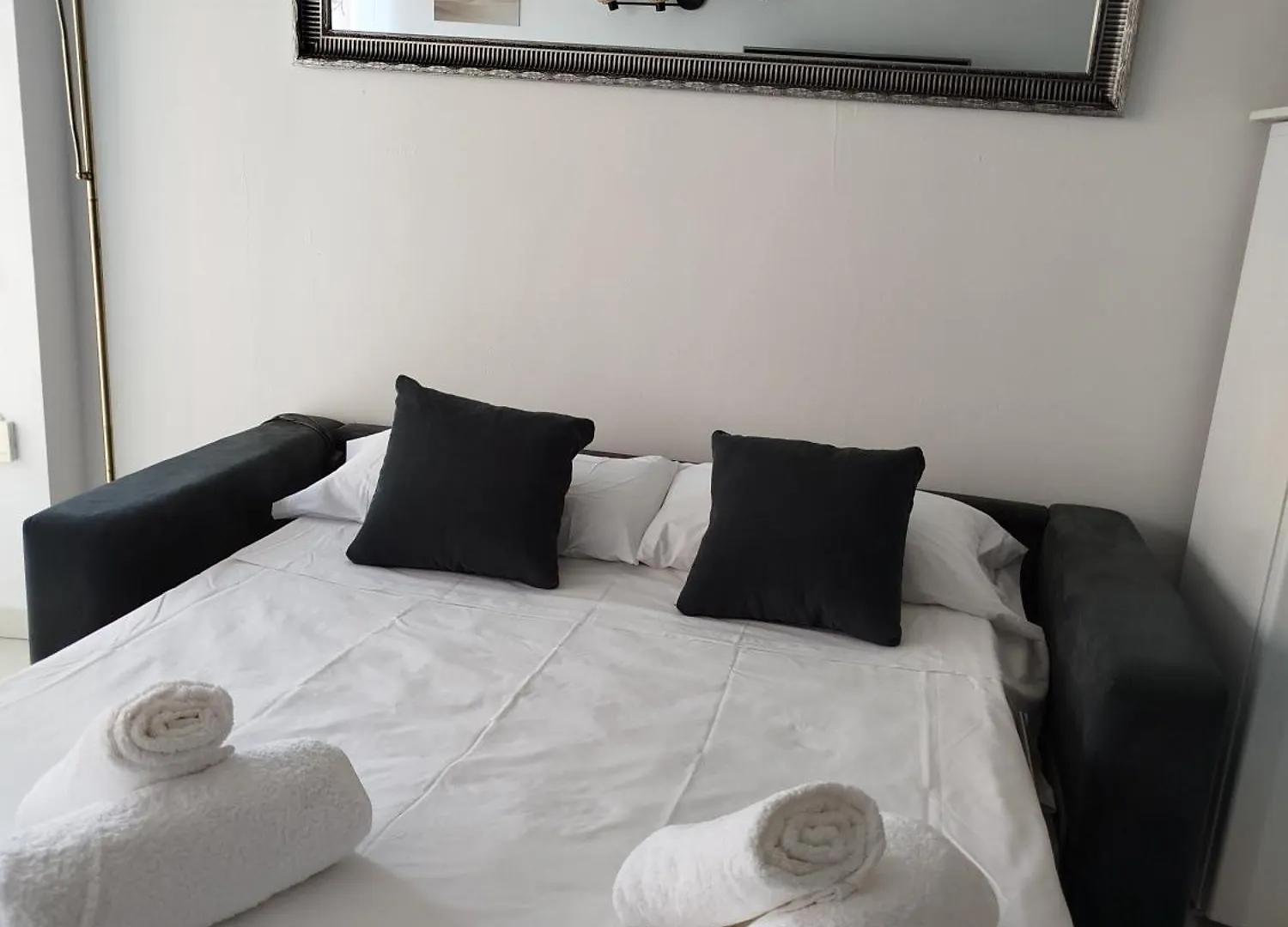 Bonito Apartamento En El Centro De Roses