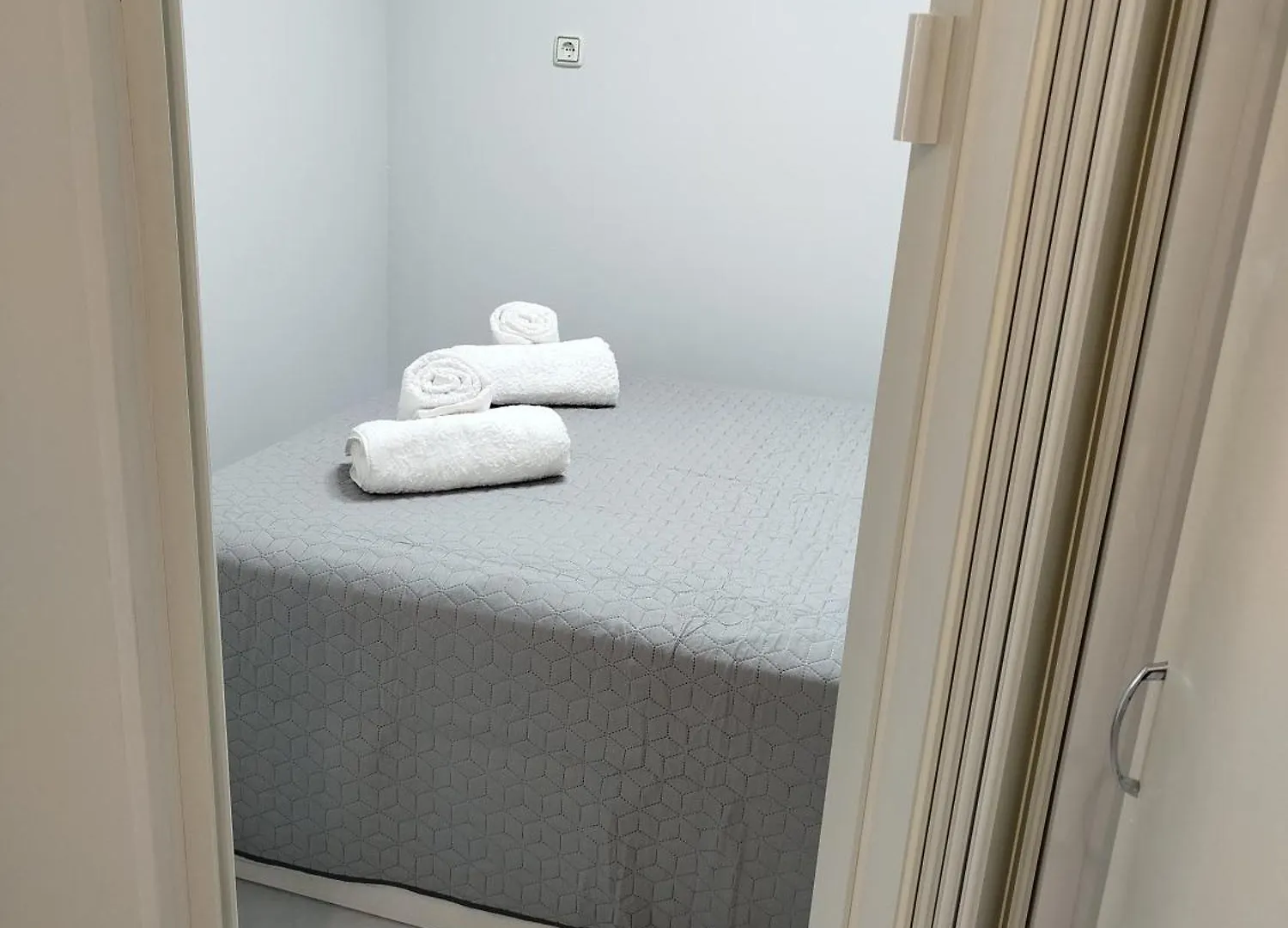 Bonito Apartamento En El Centro De Roses