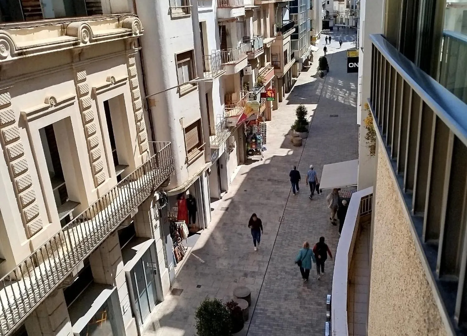 Bonito Apartamento En El Centro De Roses